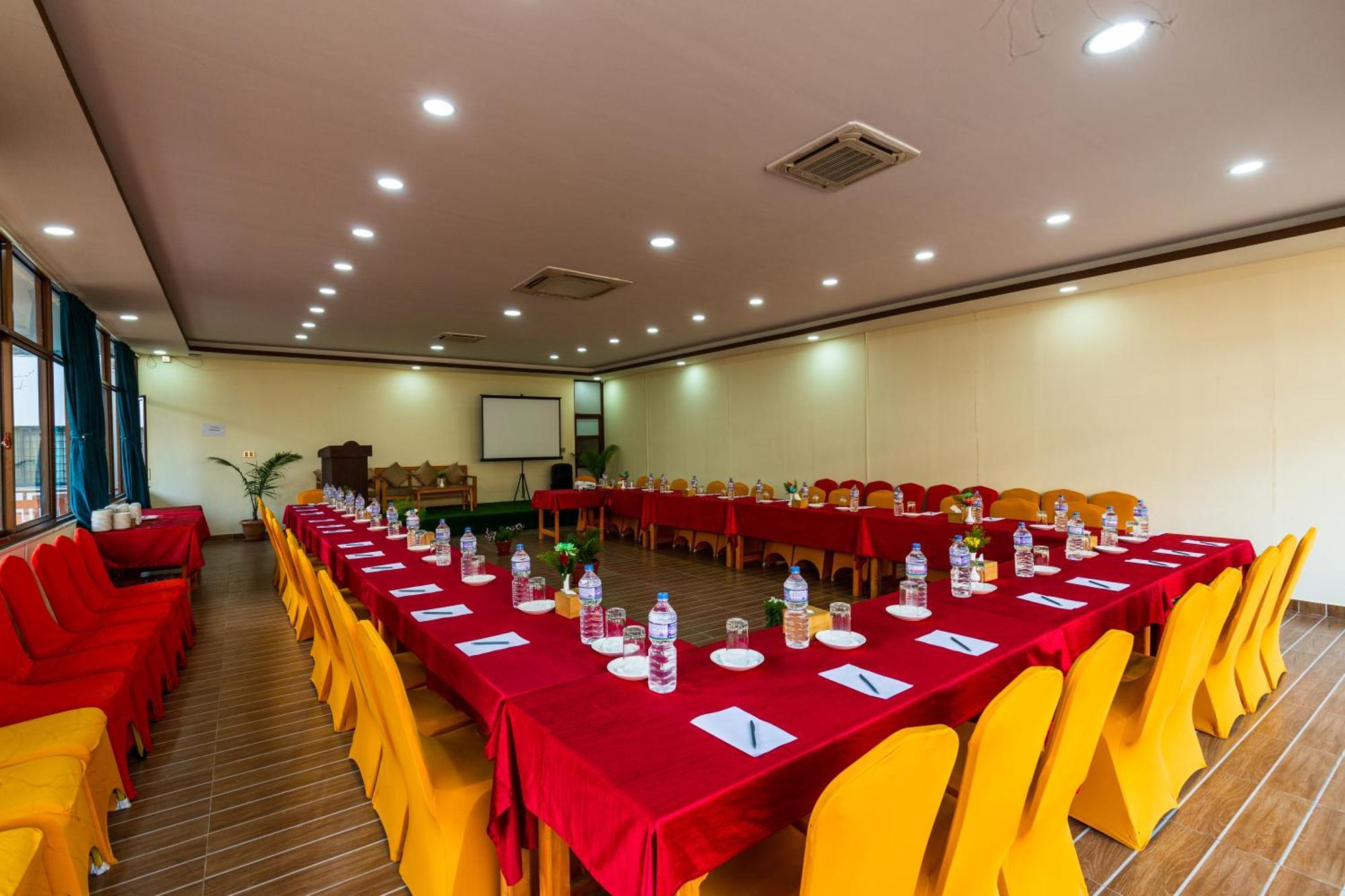 Hotel Harmony & Little Bites Bistro Lalitpur Exterior foto