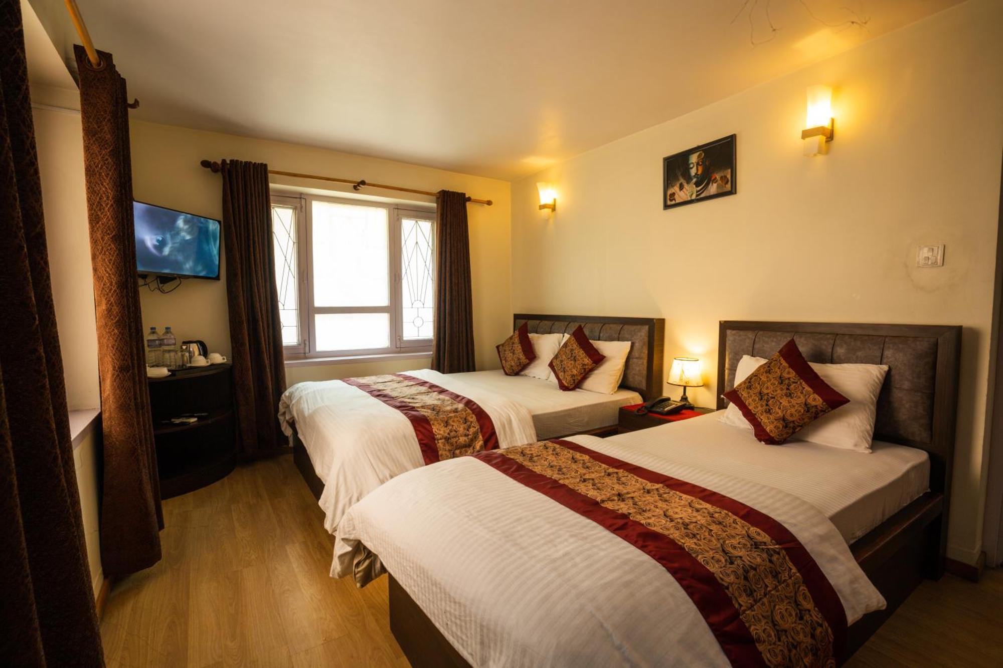 Hotel Harmony & Little Bites Bistro Lalitpur Exterior foto